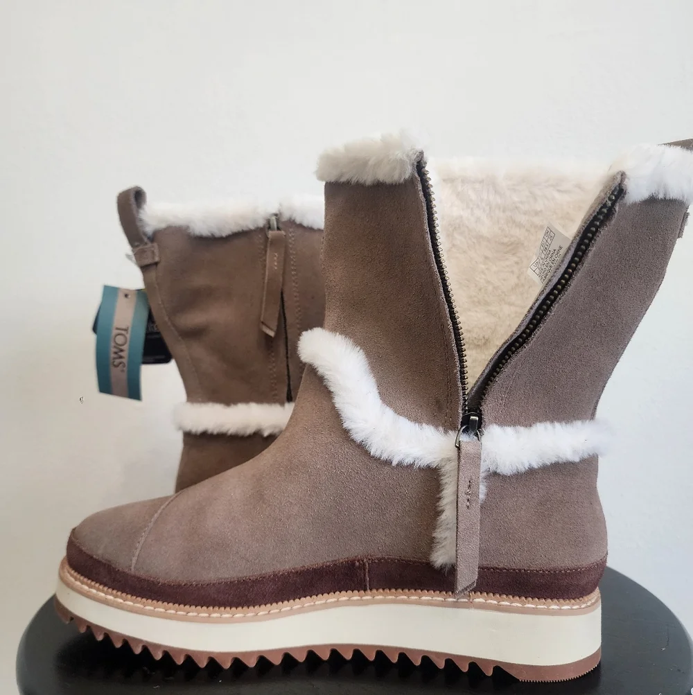 NWT TOMS Makenna Water Resistant Leather Suede Boots Grey Size 8